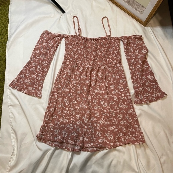 Rue21 Dresses & Skirts - Rue21 size medium pink floral off the shoulder mini dress